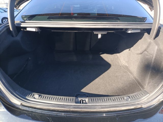 MERCEDES-BENZ E 200 usata, con Immobilizzatore elettronico