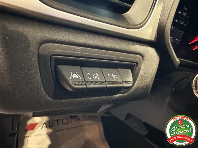 RENAULT Captur usata, con Volante in pelle