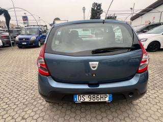DACIA Sandero usata, con Autoradio