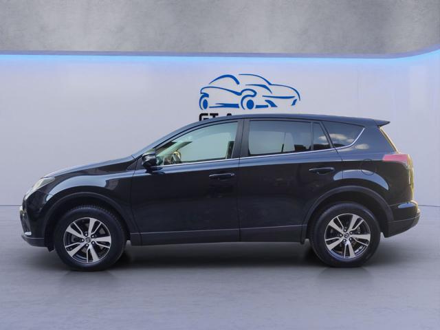 TOYOTA RAV 4 usata, con Vetri oscurati