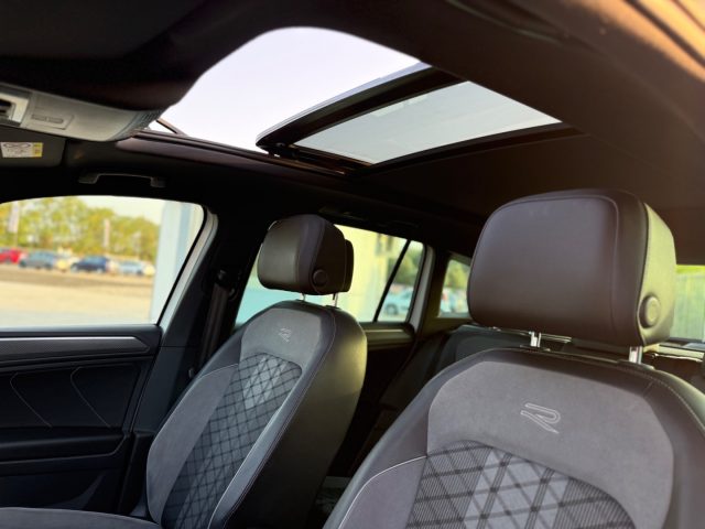 VOLKSWAGEN Tiguan usata, con Sedile posteriore sdoppiato