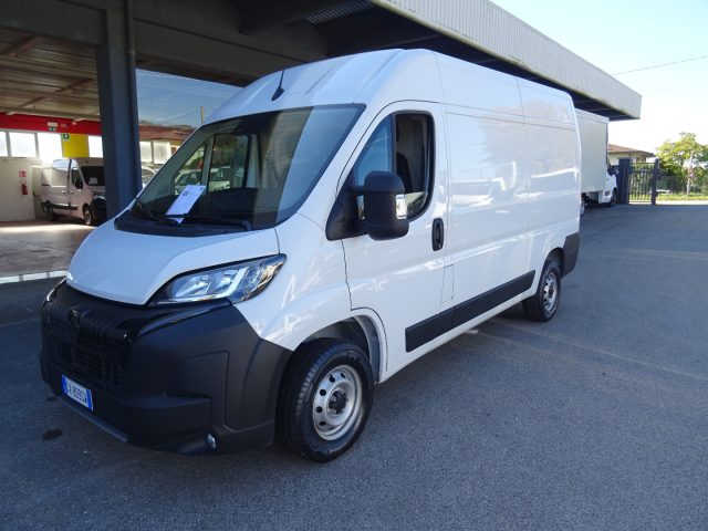 PEUGEOT Boxer usata, con Autoradio