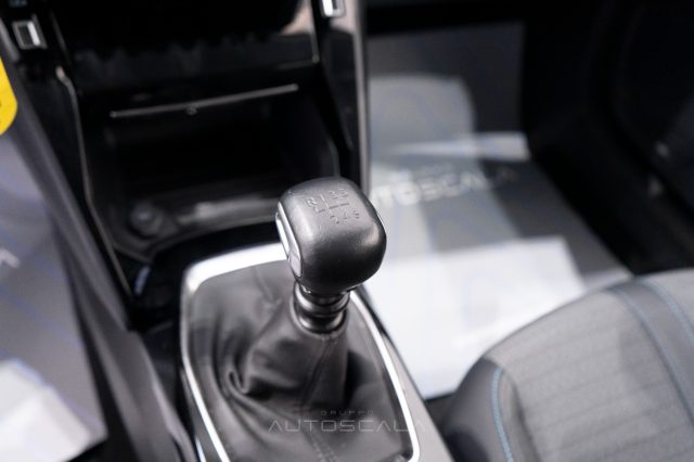 PEUGEOT 208 usata, con Fari LED
