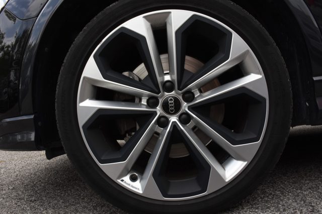 AUDI Q3 usata, con Alzacristalli elettrici