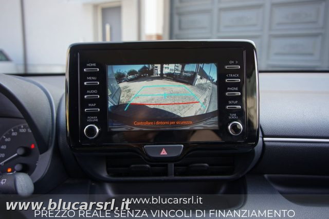 TOYOTA Yaris usata 14