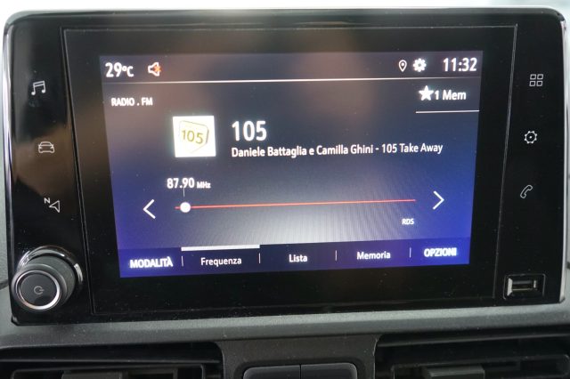 OPEL Combo usata, con Touch screen