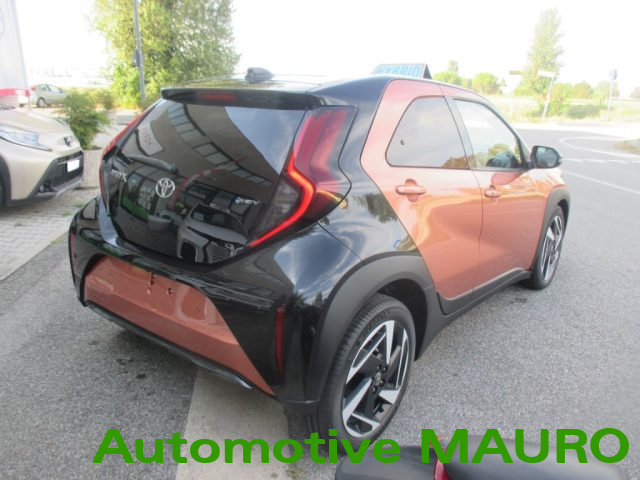 TOYOTA Aygo X usata, con Climatizzatore