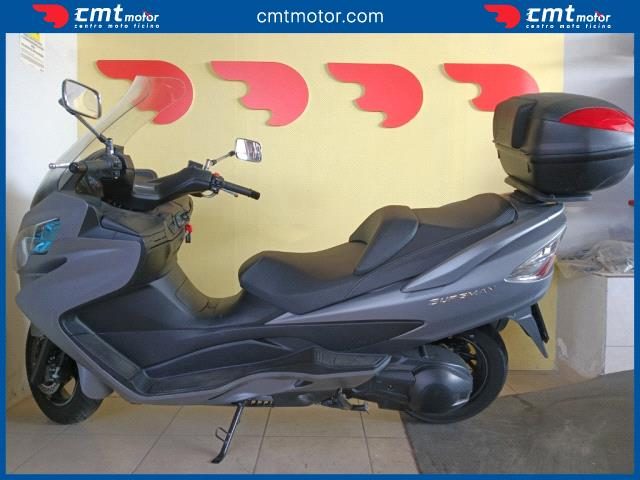 SUZUKI Burgman AN 400 usata 2