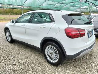 MERCEDES-BENZ GLA 180 usata, con Cerchi in lega