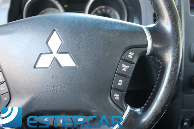 MITSUBISHI Pajero usata, con Trazione integrale