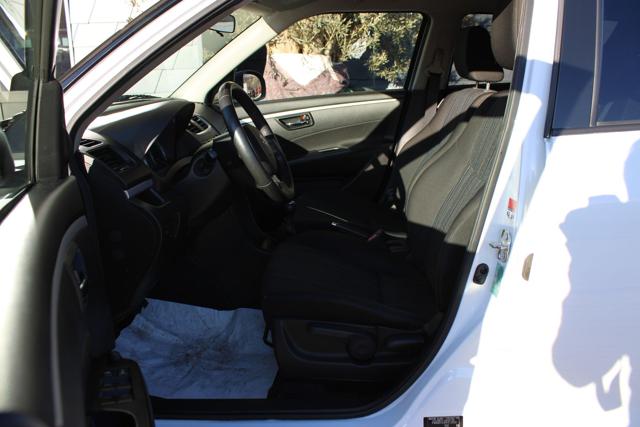 SUZUKI Swift usata, con Chiusura centralizzata