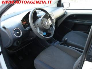 VOLKSWAGEN up! usata 11