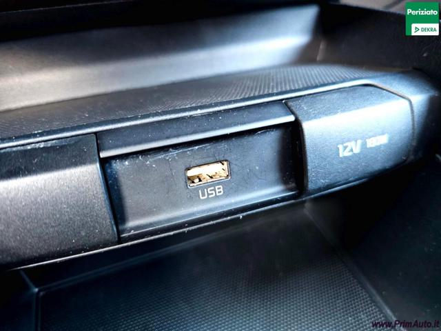 KIA Stonic usata 21