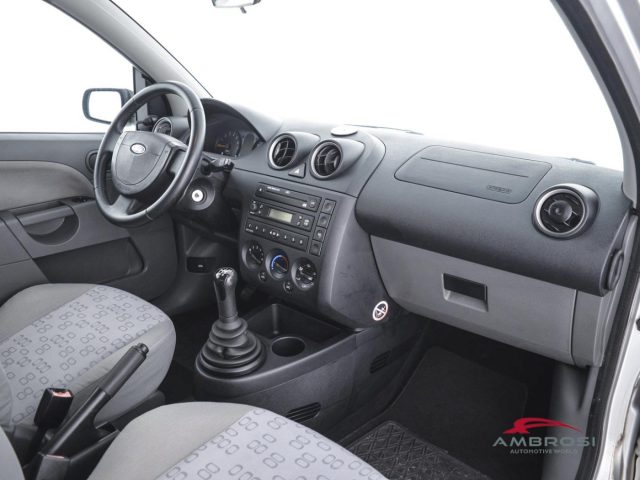 FORD Fiesta usata 11