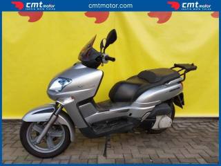 YAMAHA XC 300 Versity usata 3