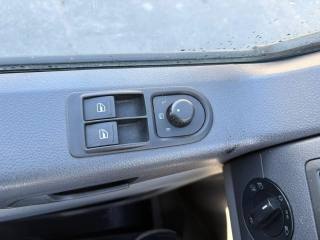 VOLKSWAGEN Caravelle usata, con Servosterzo