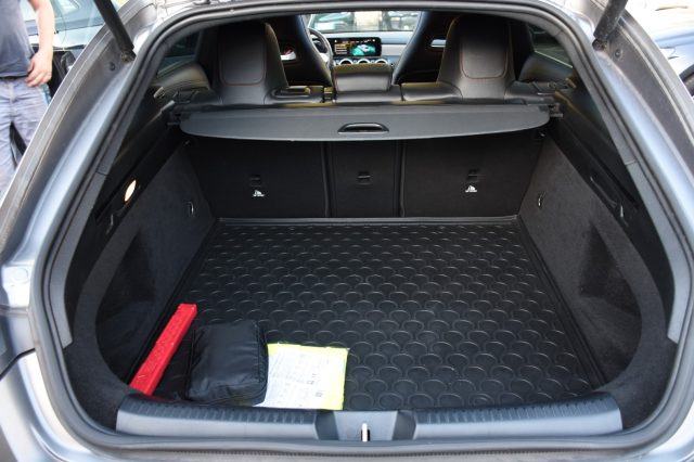 MERCEDES-BENZ CLA 180 usata, con Fendinebbia