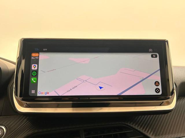 PEUGEOT 208 usata, con USB