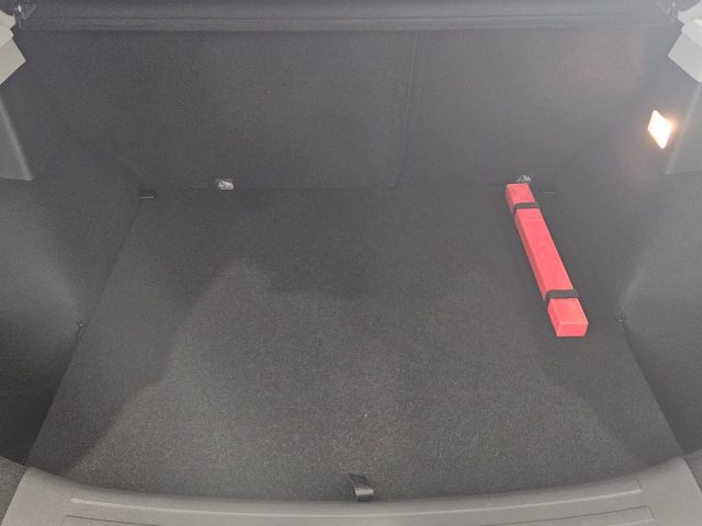 MG ZS usata, con Fari LED
