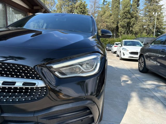 MERCEDES-BENZ GLA 200 usata, con Airbag