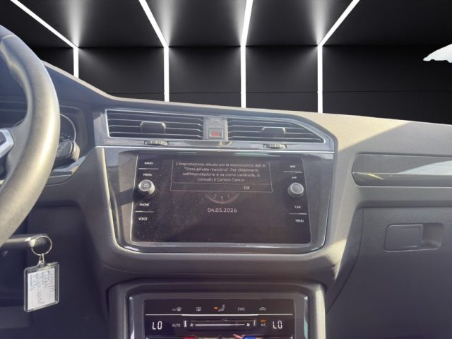 VOLKSWAGEN Tiguan usata, con USB
