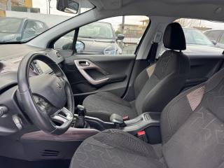 PEUGEOT 2008 usata, con Boardcomputer