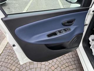 LANCIA Ypsilon usata, con Park Distance Control