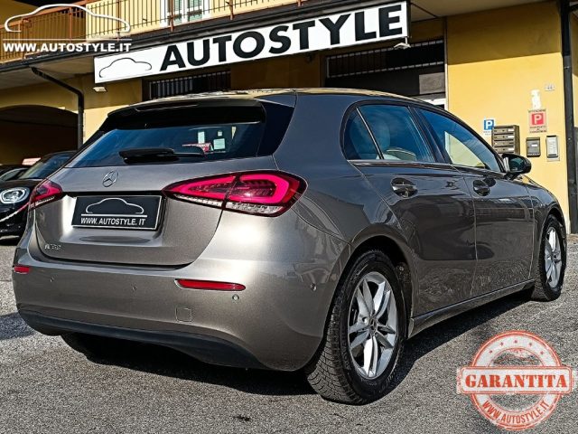 MERCEDES-BENZ A 180 usata, con Hill holder