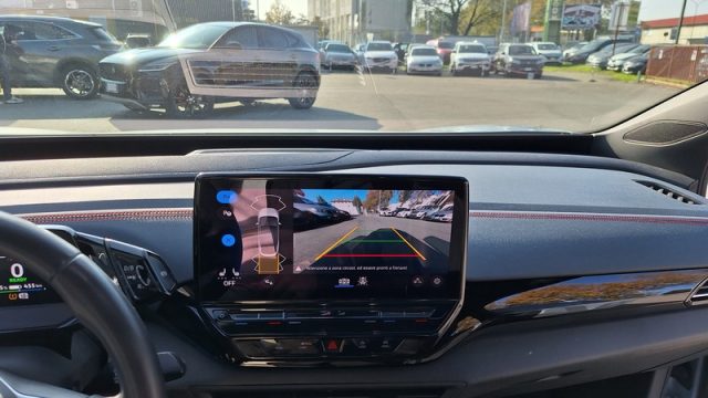 VOLKSWAGEN ID.5 usata, con USB
