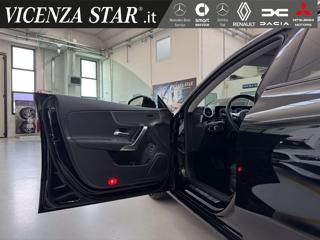 MERCEDES-BENZ CLA 180 usata, con Volante in pelle