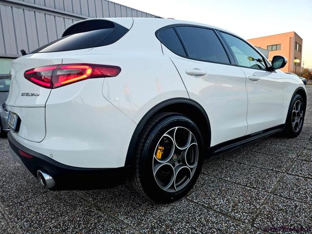 ALFA ROMEO Stelvio usata, con Autoradio