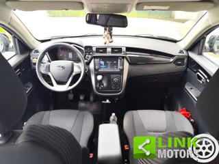 MAHINDRA KUV100 usata, con Airbag Passeggero