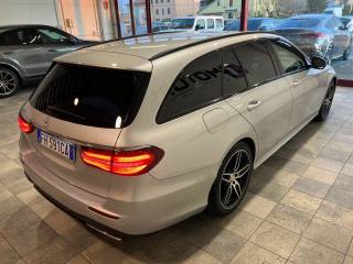 MERCEDES-BENZ E 220 usata, con Boardcomputer