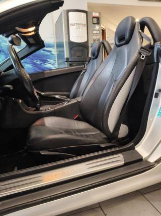 MERCEDES-BENZ SLK 200 usata, con Controllo automatico clima