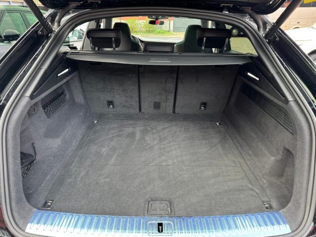 AUDI Q8 usata, con USB