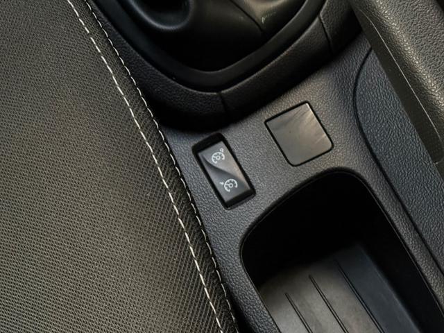 RENAULT Clio usata, con Bluetooth