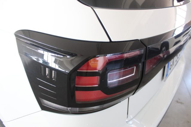 VOLKSWAGEN T-Cross usata, con USB