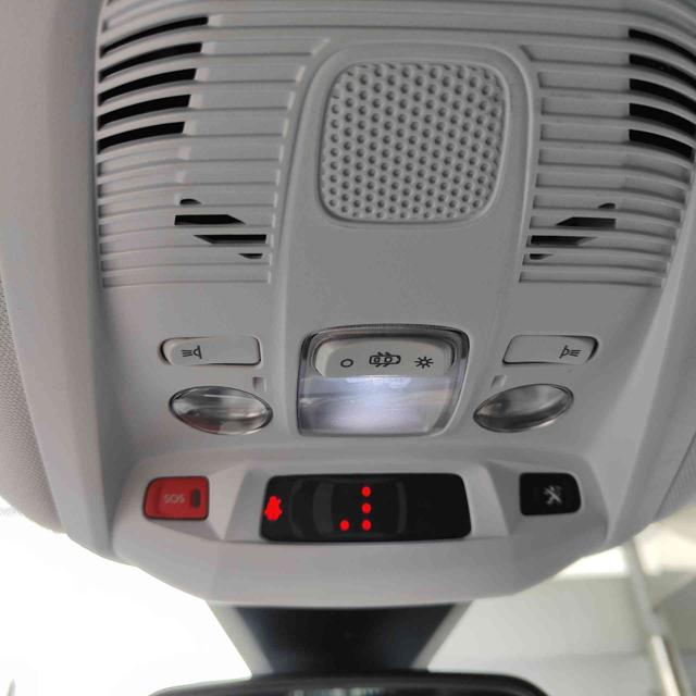 PEUGEOT 3008 usata, con Servosterzo