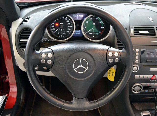 MERCEDES-BENZ SLK 200 usata, con Boardcomputer