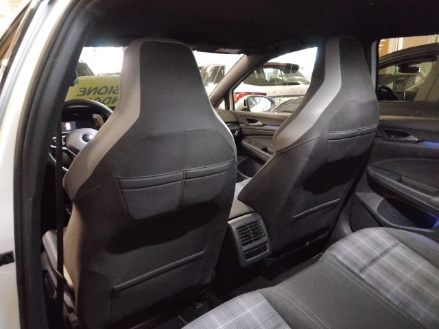 VOLKSWAGEN Golf usata, con Cruise Control