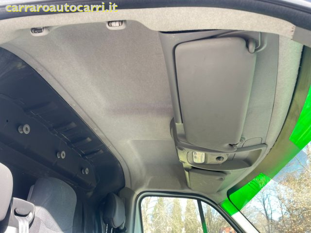 NISSAN NV400 usata, con Controllo trazione