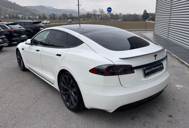 TESLA Model S usata, con Autoradio