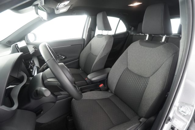 TOYOTA Yaris Cross usata 2