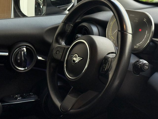 MINI Cooper SE usata, con Trazione integrale