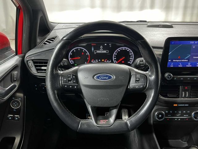 FORD Fiesta usata, con Bluetooth