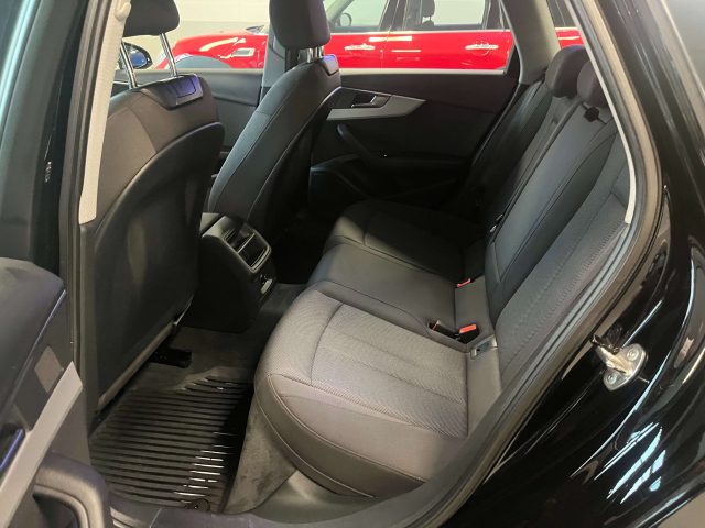 AUDI A4 usata, con Autoradio