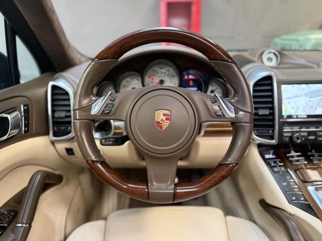 PORSCHE Cayenne usata, con Controllo trazione