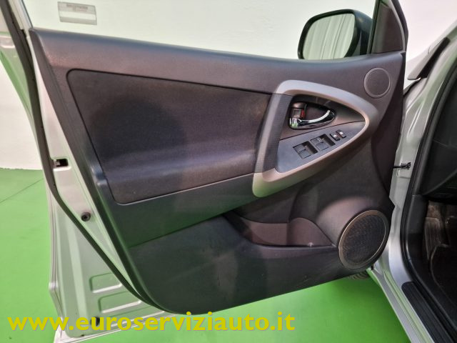 TOYOTA RAV 4 usata 44