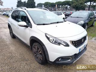PEUGEOT 2008 usata, con Airbag