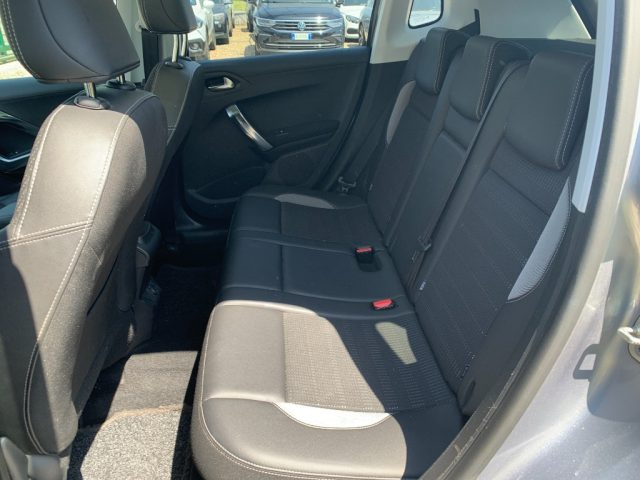 PEUGEOT 2008 usata, con Climatizzatore
